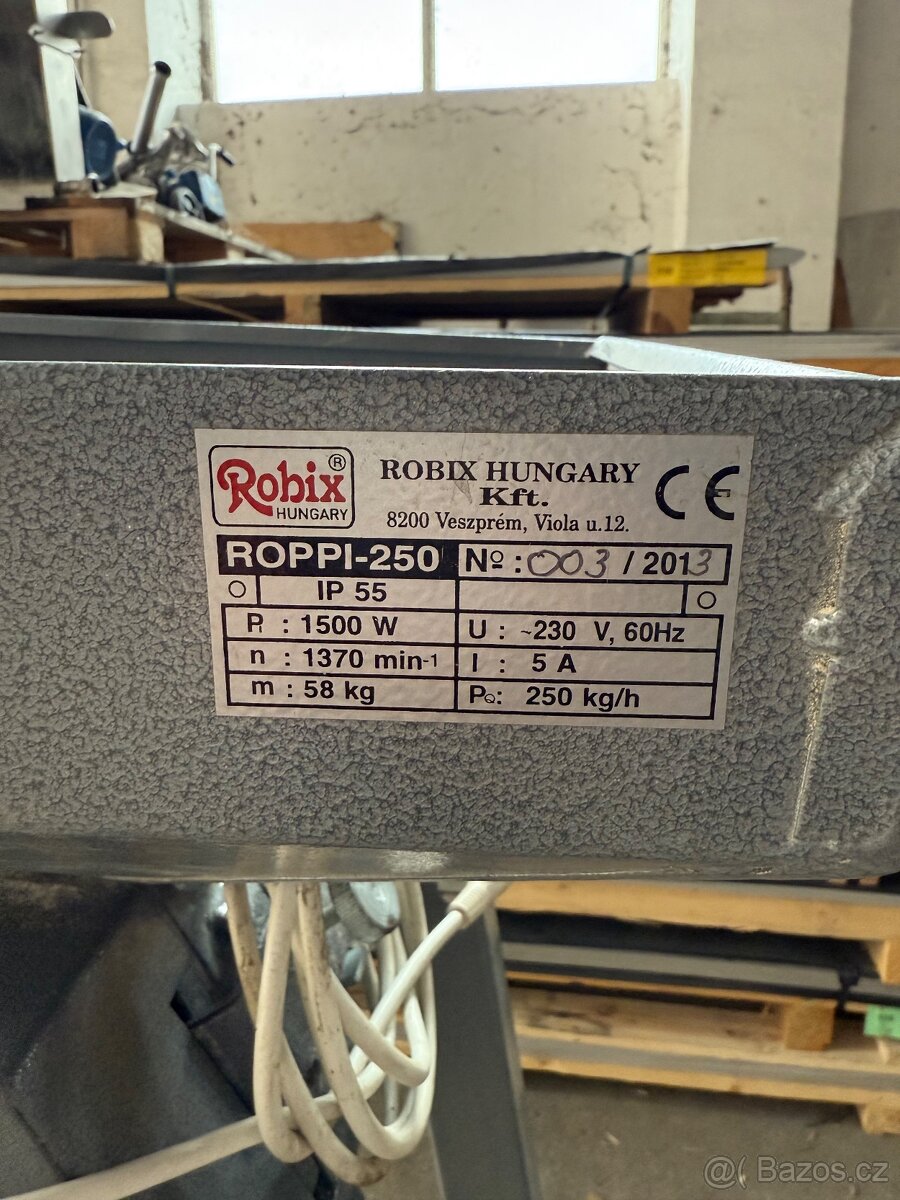 MAČKAČ SLADU ROPPI 250 (STARŠÍ) 
